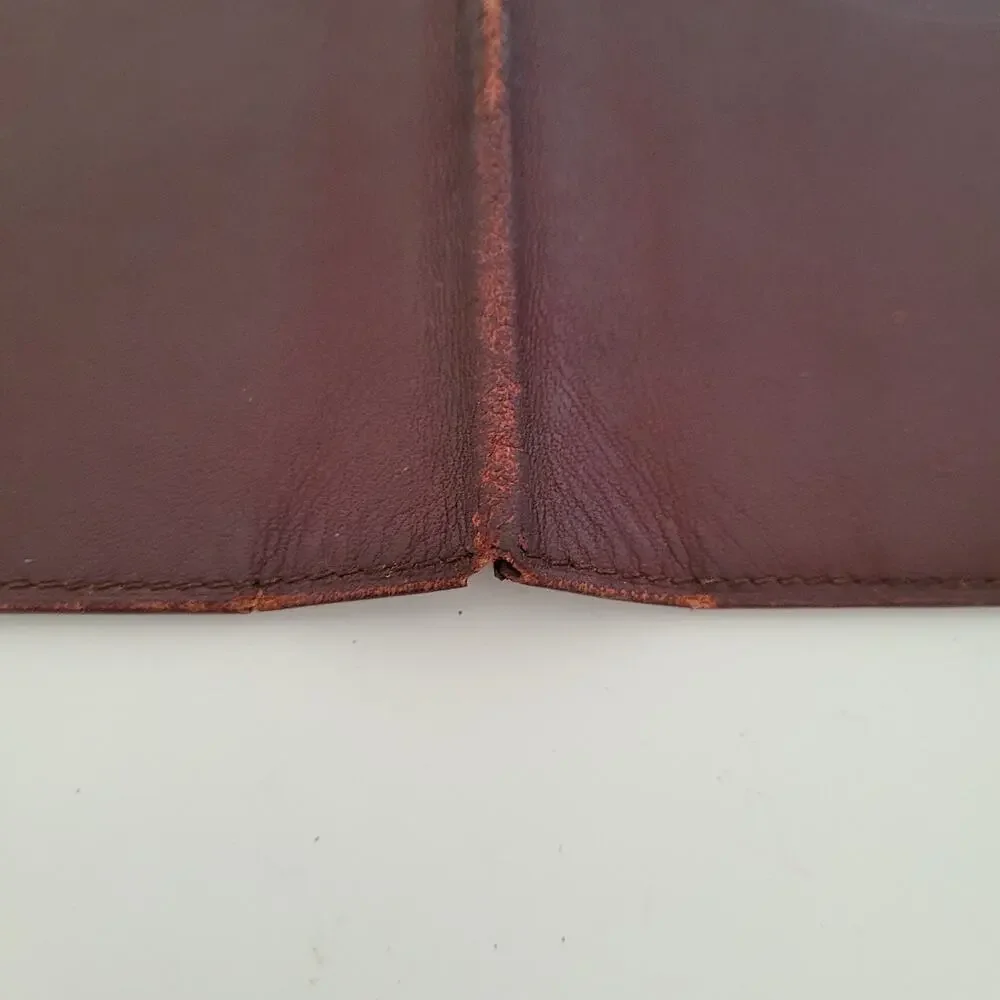 Cartier Vintage Bifold Leather Bordeaux Red Wallet Large Credit Card Burgundy